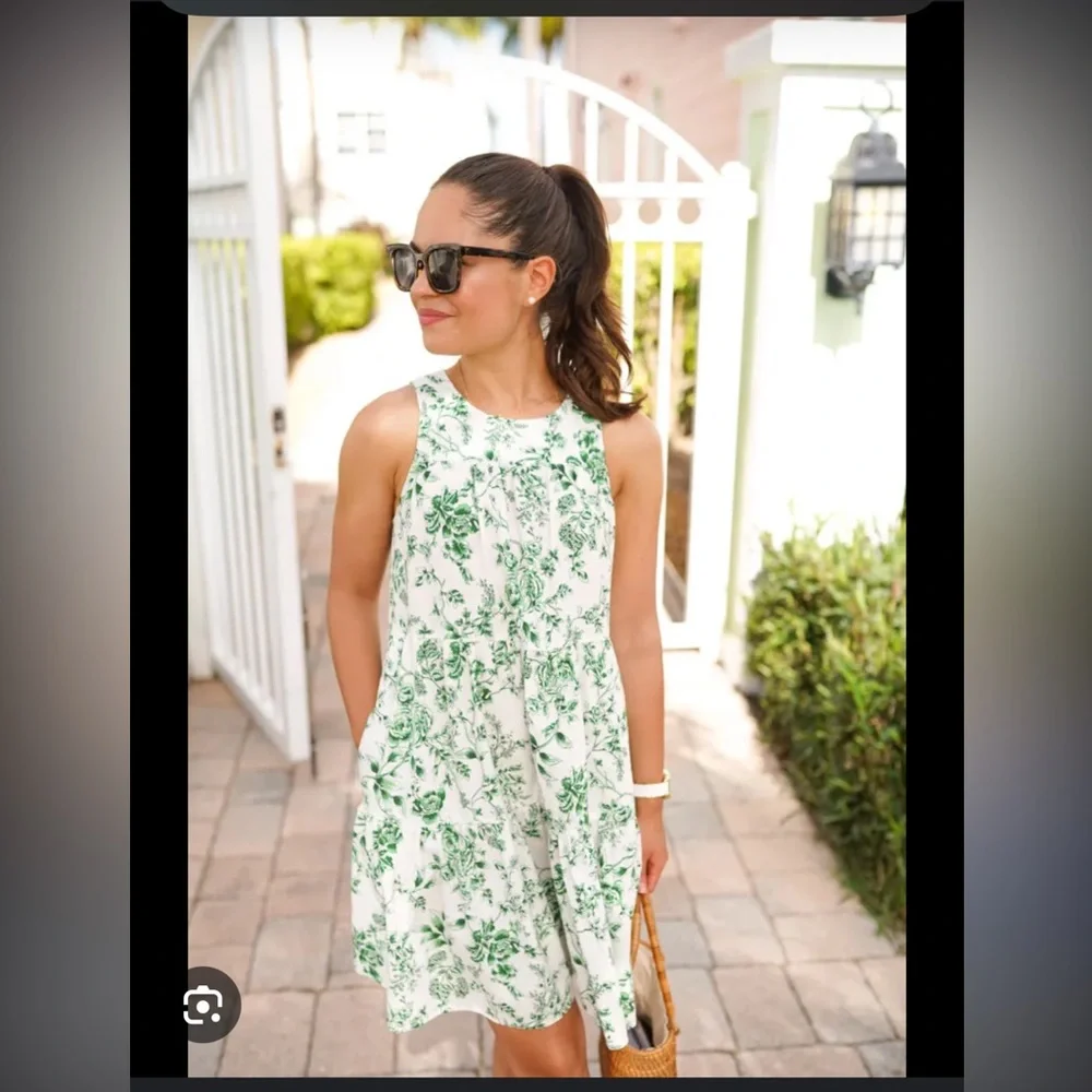 Gal Meets Glam “Lisa” Dress - Picture 5 of 6